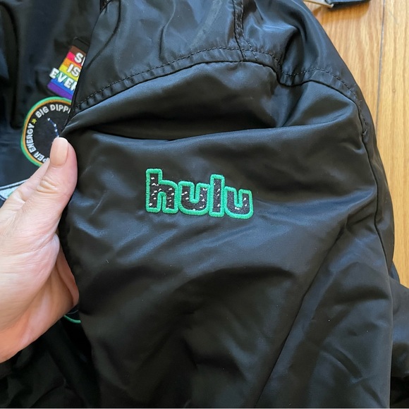 RARE + LMTD EDITION Alpha Industries Hulu x NASA Collaboration Jacket Size Large - Picture 9 of 11
